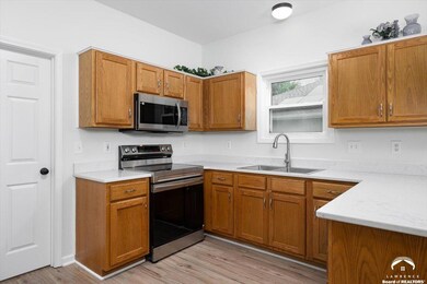 2321 Brett Dr, Lawrence, KS 66049 - photo 7