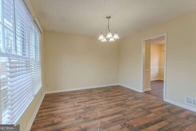 2067 Tanglewood Dr, Snellville, GA 30078 - photo 6