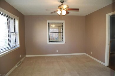 1907 Sewell Dr, Asheboro, NC 27203 - photo 3