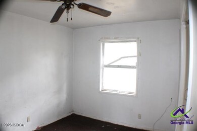 2452 Thrasher Ave, Macon, GA 31206 - photo 2