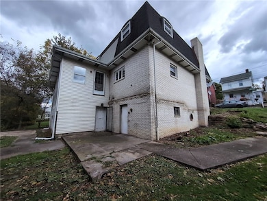 34 Walnut Ave, Dunbar, PA 15431 - photo 3