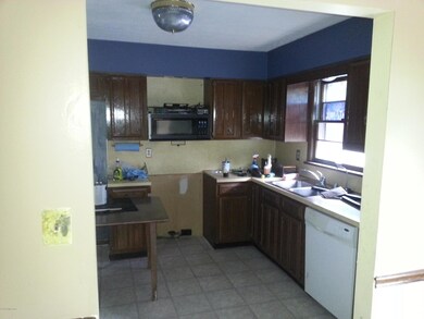 unlisted-address, Louisville, KY 40228 - photo 6