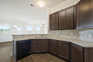 136 Road 5102f, Cleveland, TX 77327 - photo 4