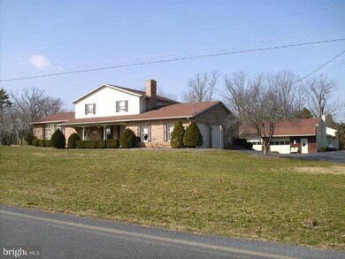 11537 Grant Shook Rd, Greencastle, PA 17225 - photo 5