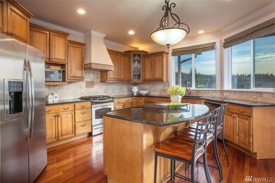 1028 Puget Dr, Edmonds, WA 98020 - photo 3