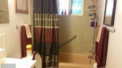 8619 Girard St, Hyattsville, MD 20785 - photo 5