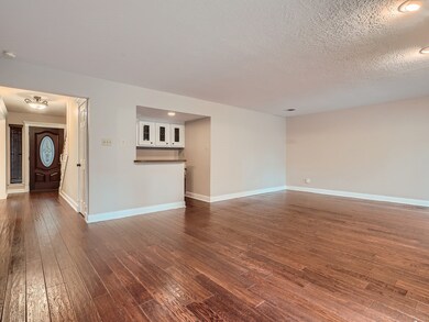 14918 Oak Bluff Ct, Houston, TX 77070 - photo 2