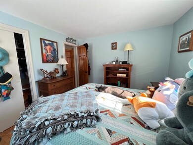 42 Maplewood Cir, Walpole, NH 03608 - photo 3