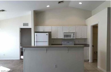 218 Manatee St, Fort Myers, FL 33913 - photo 2