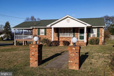 115 Sunset Dr, Stanley, VA 22851 - photo 2