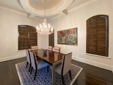 1605 Marshall St, Houston, TX 77006 - photo 4