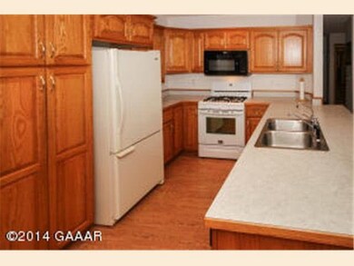 572 W Lake Cowdry Rd NW unit NW, Alexandria, MN 56308 - photo 7