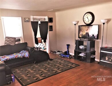 1316 Holly St, Nampa, ID 83686 - photo 5