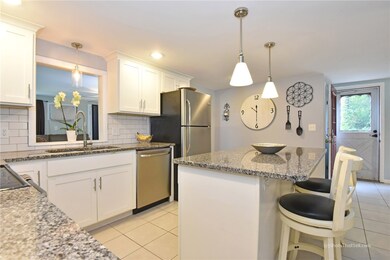 25 Edgewood Rd, Chepachet, RI 02814 - photo 4