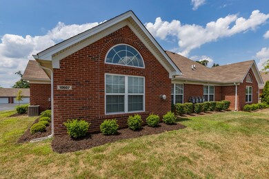 10607 Glenmary Springs Dr, Louisville, KY 40291 - photo 2