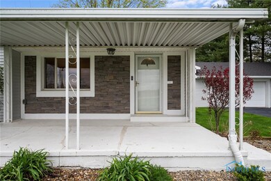 23329 W Hellwig Rd, Genoa, OH 43430 - photo 3