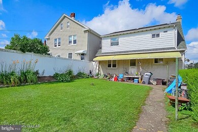 739 Grant St, Hazleton, PA 18201 - photo 5