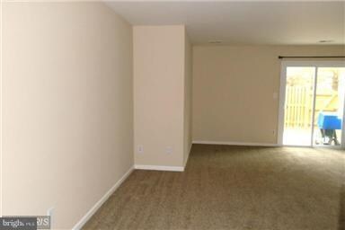 16350 Taconic Cir, Dumfries, VA 22025 - photo 5