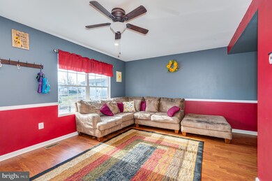 608 Tritapoe Dr, Knoxville, MD 21758 - photo 7