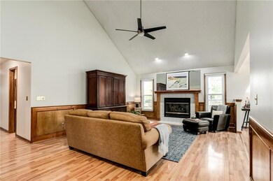 22616 W 53rd Place, Shawnee, KS 66226 - photo 4