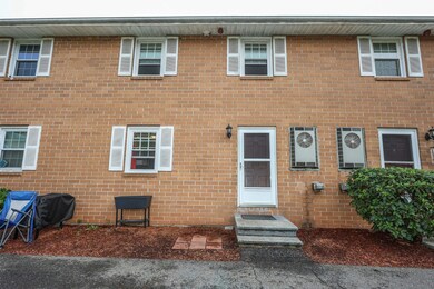 915 Elmwood Dr, Hudson, NH 03051 - photo 3