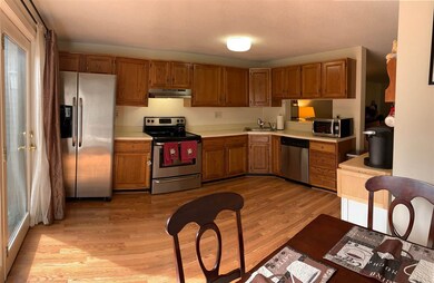 94 Bartemus Trail unit U222, Nashua, NH 03063 - photo 6