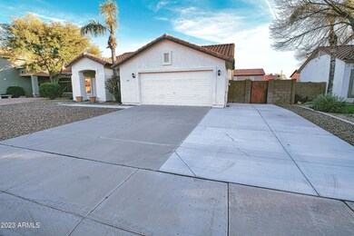 02 Front Yard