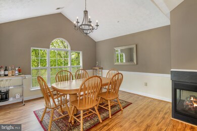 619 Admiral Dr unit 402, Annapolis, MD 21401 - photo 5