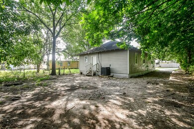 4301 Gregory St, Houston, TX 77026 - photo 5