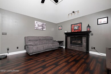 163 Teresa Kay Dr, Mount Washington, KY 40047 - photo 4