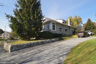 823 Leiszs Bridge Rd, Reading, PA 19605 - photo 7