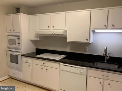 The Rotonda unit 510, McLean, VA 22102 - photo 4