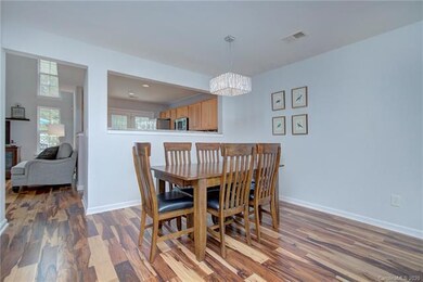 Pass through opening from dining room to kitchen
