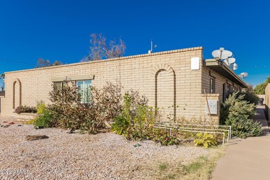 1146 E Hatcher Rd unit C, Phoenix, AZ 85020 - photo 2