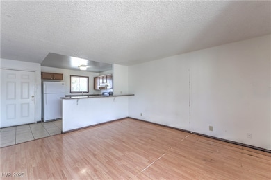 5404 Swenson St unit 34, Las Vegas, NV 89119 - photo 5