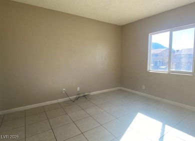 6928 Appleton Dr, Las Vegas, NV 89156 - photo 7
