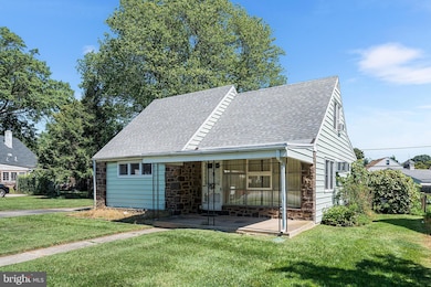 1749 W Marshall St, Norristown, PA 19403 - photo 2