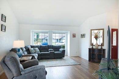 2171 Sageway Dr, Redding, CA 96003 - photo 4