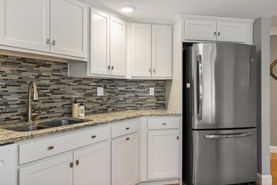 7 Sterling Hill Ln unit 723, Exeter, NH 03833 - photo 7