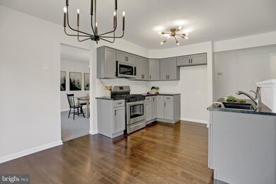 2114 Oakside Cir, Gwynn Oak, MD 21207 - photo 3