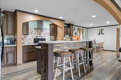 186 Everett Aaron Ln