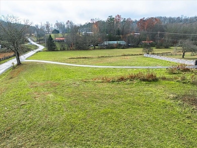 705 Corinth Rd, Corbin, KY 40701 - photo 7