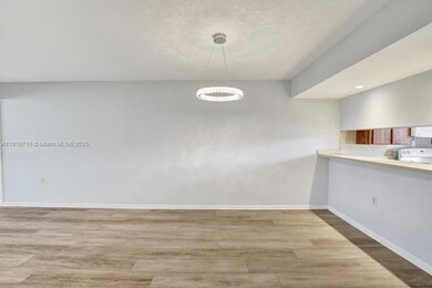 1715 Whitehall Dr unit 305, Davie, FL 33324 - photo 6