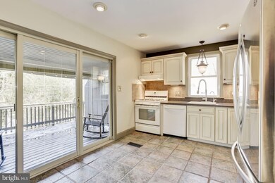 1917 Mountain Ave, Parkville, MD 21234 - photo 7