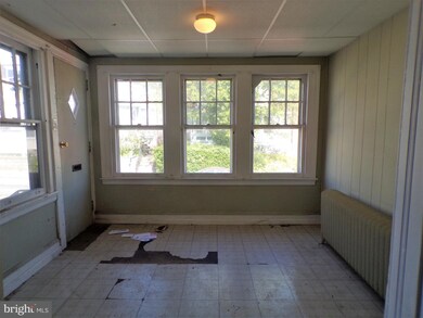 31 Sunshine Rd, Upper Darby, PA 19082 - photo 4