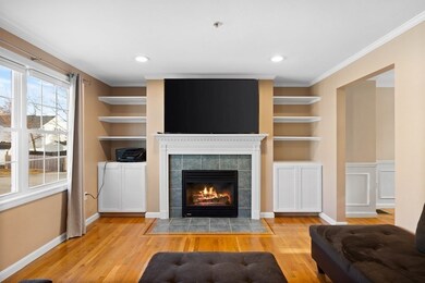 995 Trapelo Rd unit 5, Waltham, MA 02452 - photo 2