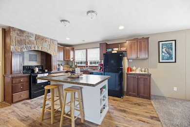 575 N Elm St, Jennings, OK 74038 - photo 7