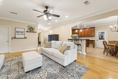 302 Riverside Dr, Berwick, LA 70342 - photo 6