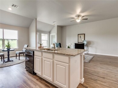 Kitchen - Look at this open floor plan design!