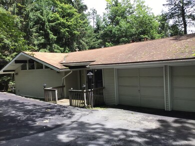 145 Hillside Dr, Lords Valley, PA 18428 - photo 5